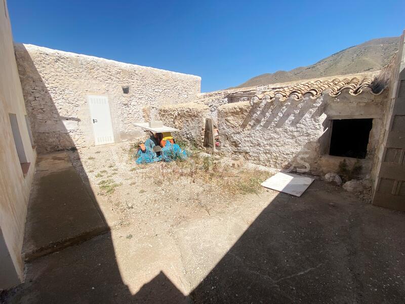 VH1200: Country House / Cortijo for Sale in Huércal-Overa Countryside