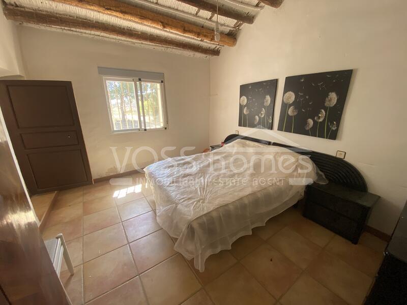 VH1200: Country House / Cortijo for Sale in Huércal-Overa Countryside