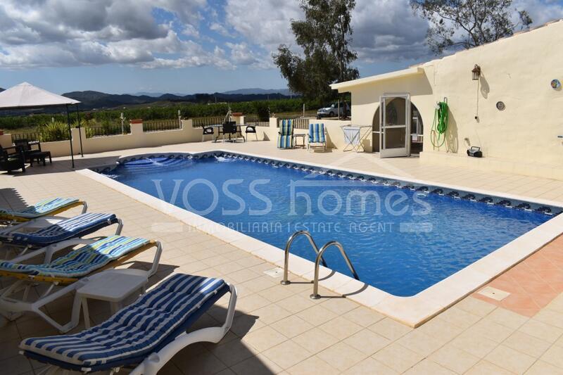 VH1859: Casa Jessica, Country House / Cortijo for Sale in Huércal-Overa, Almería