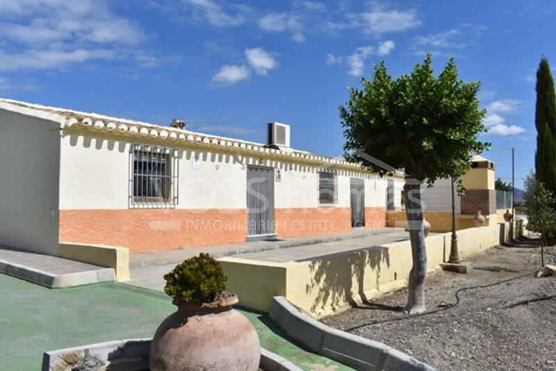 Cortijo Verde in the Huércal-Overa Countryside