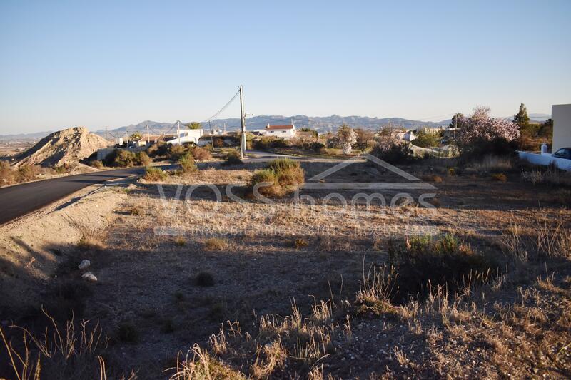 Urban Land 622m2 in the Huércal-Overa Countryside