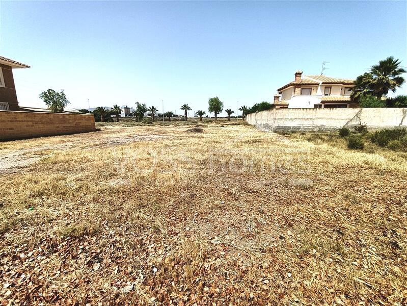 VH2030: Urban Land for Sale in Huércal-Overa, Almería