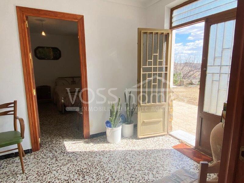 VH2059: Country House / Cortijo for Sale in Huércal-Overa, Almería