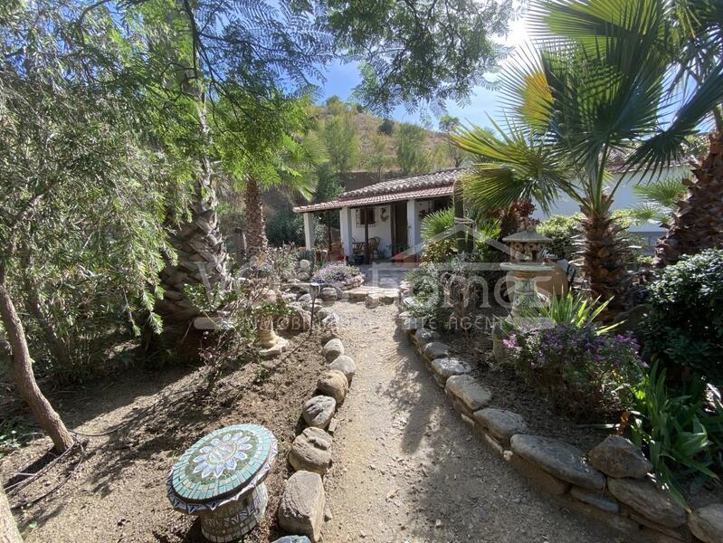 VH2107: Country House / Cortijo for Sale in Huércal-Overa Countryside