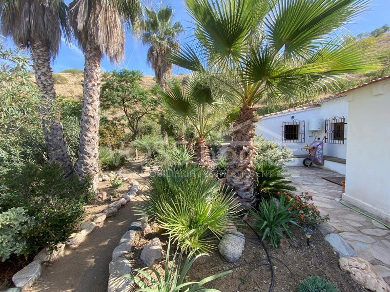 VH2107: Country House / Cortijo for Sale in Huércal-Overa Countryside