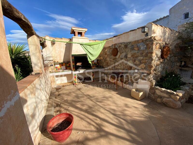 VH2125: Country House / Cortijo for Sale in Huércal-Overa Countryside