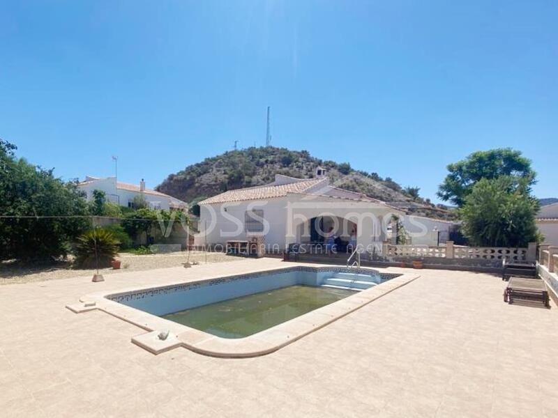 VH2133: Villa Los Carrascos, Villa for Sale in Arboleas, Almería