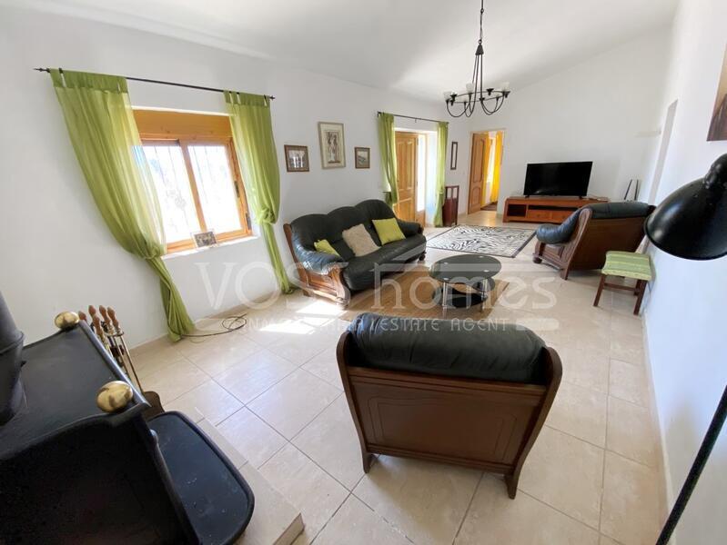 VH2158: Country House / Cortijo for Sale in Huércal-Overa Countryside