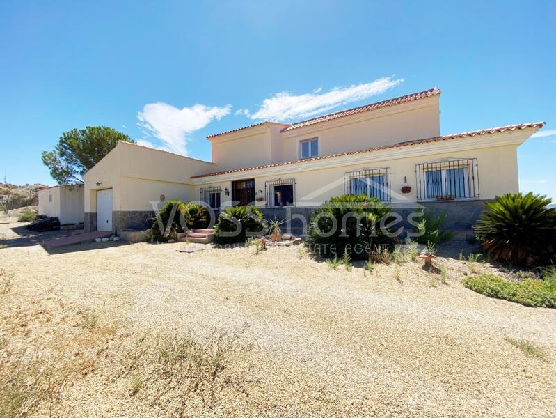 VH2235: Villa for Sale in Huércal-Overa Countryside