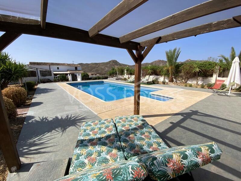 VH2311: Country House / Cortijo for Sale in Huércal-Overa Countryside