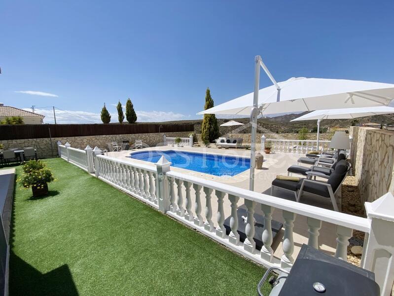 VH2367: Villa Pippa, Villa en venta en Zurgena, Almería