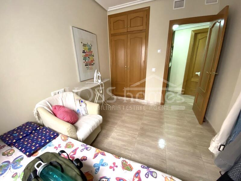 VH2372: Apartment for Sale in Huércal-Overa Town