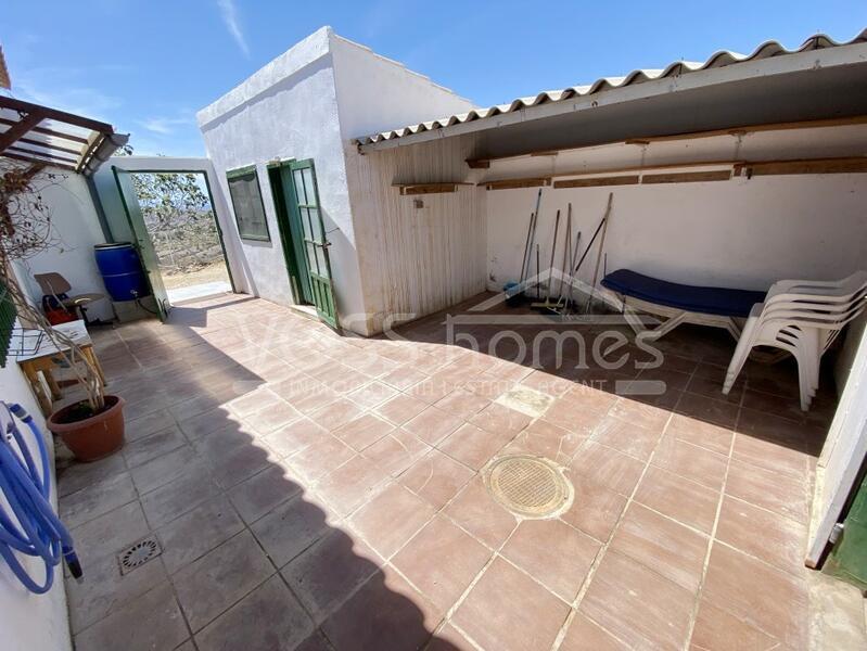 VH2373: Country House / Cortijo for Sale in Huércal-Overa Countryside