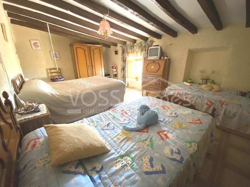 VH2374: Country House / Cortijo for Sale in Huércal-Overa Countryside