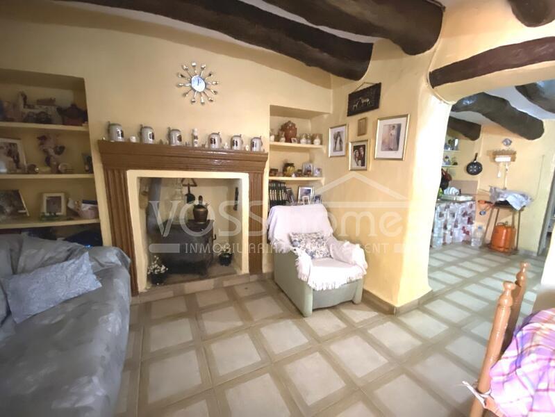 VH2374: Country House / Cortijo for Sale in Huércal-Overa Countryside