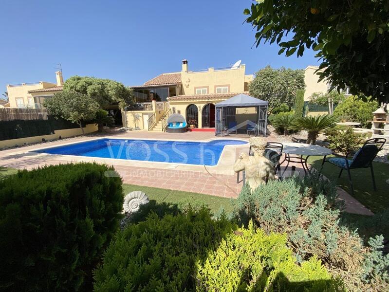 VH2379: Villa for Sale in La Alfoquia Area