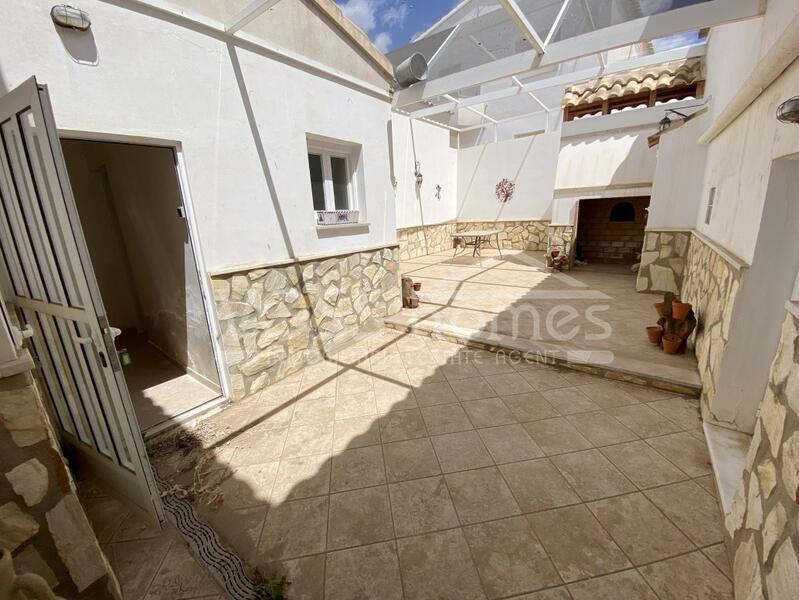 VH2385: Village / Town House for Sale in Huércal-Overa Villages