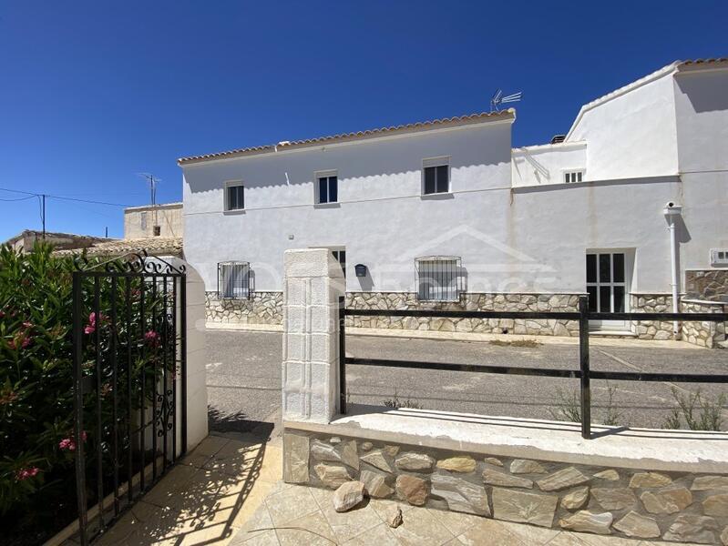 VH2385: Village / Town House for Sale in Huércal-Overa Villages