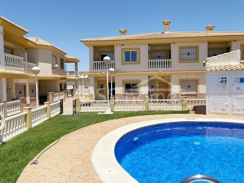 VH2389: Casa Esquina, Duplex à vendre dans La Alfoquia, Almería