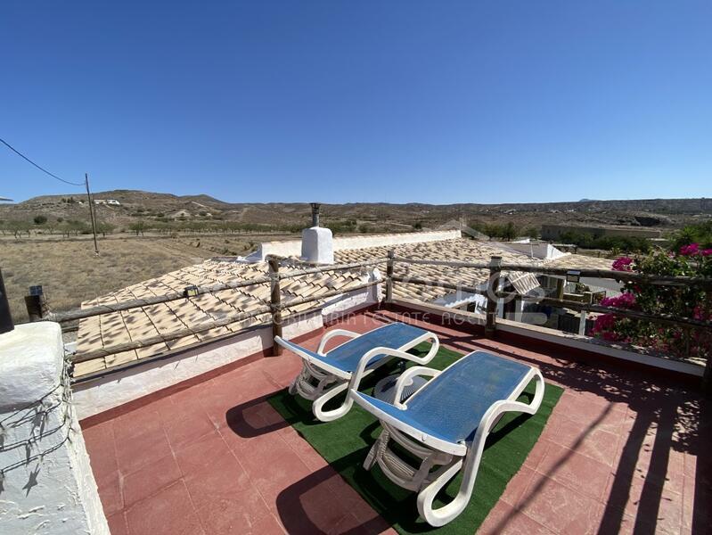 VH2397: Country House / Cortijo for Sale in Huércal-Overa Countryside