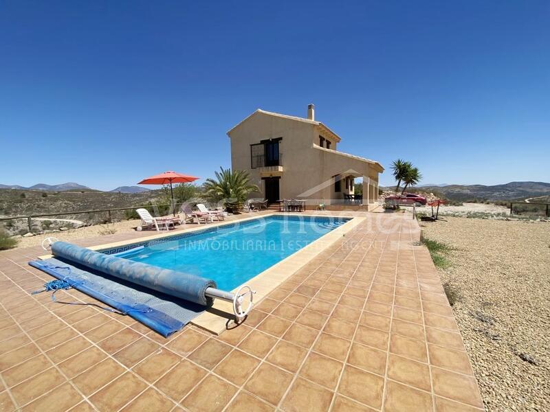 VH2398: Villa for Sale in Puerto Lumbreras Area