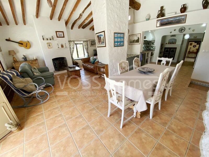 VH2399: Country House / Cortijo for Sale in Huércal-Overa Countryside