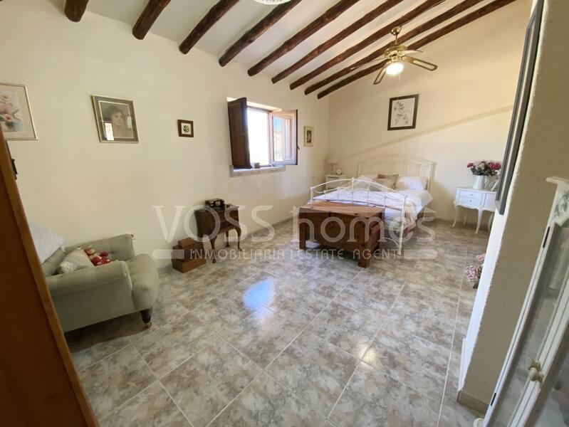 VH2399: Country House / Cortijo for Sale in Huércal-Overa Countryside