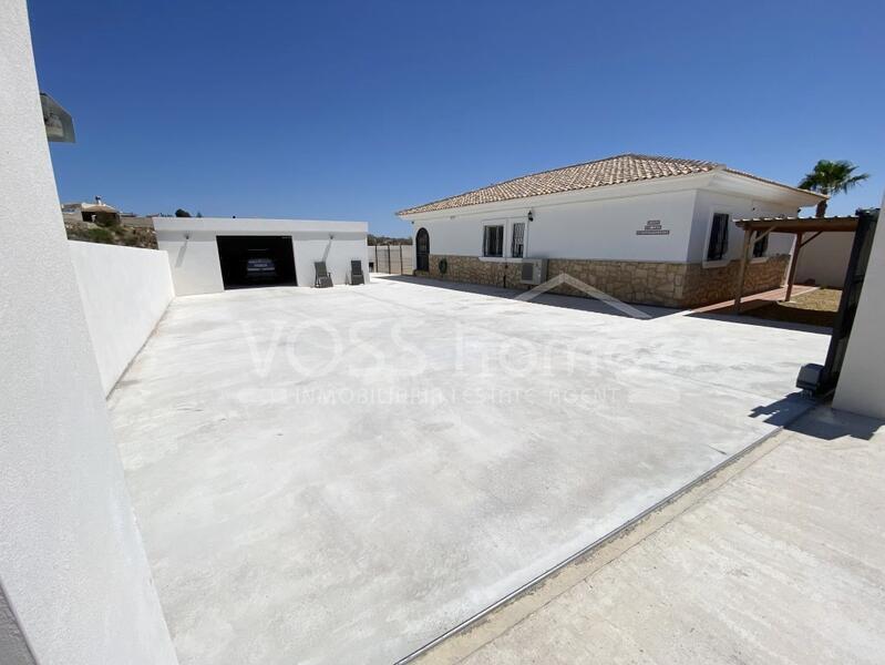 VH2401: Villa Bougainvillea, Villa zu verkaufen im Zurgena, Almería