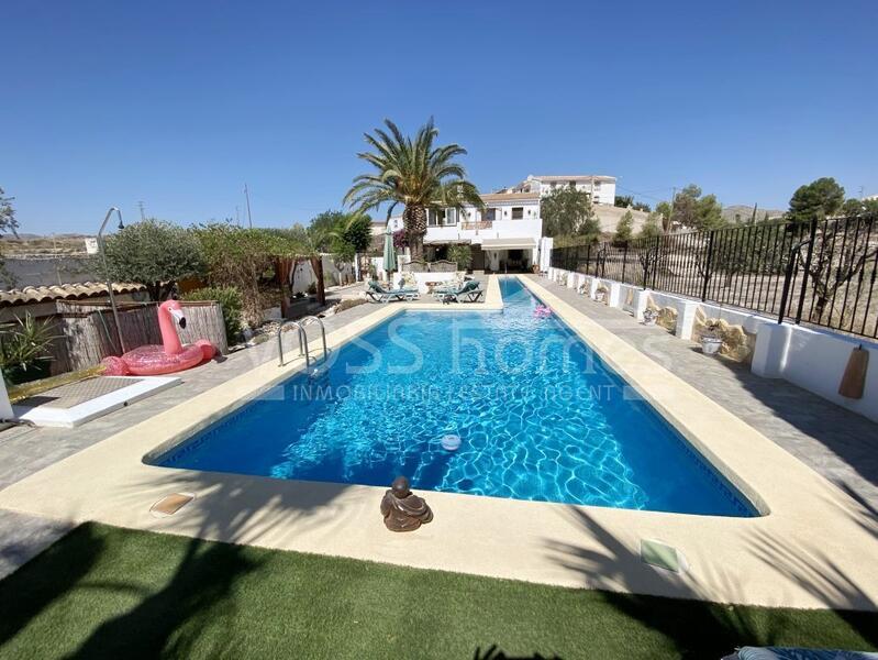 VH2403: Country House / Cortijo for Sale in Arboleas Area