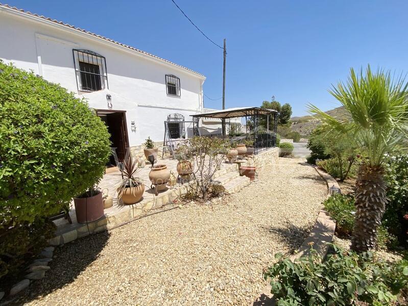 VH2404: Country House / Cortijo for Sale in Arboleas Area