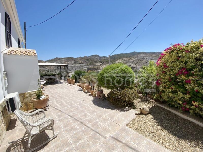 VH2404: Country House / Cortijo for Sale in Arboleas Area