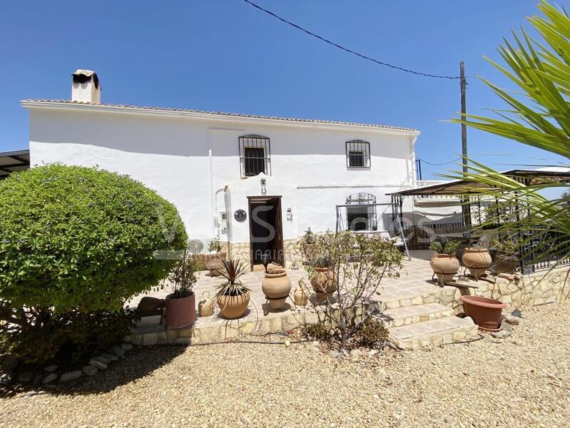 VH2404: Country House / Cortijo for Sale in Arboleas Area