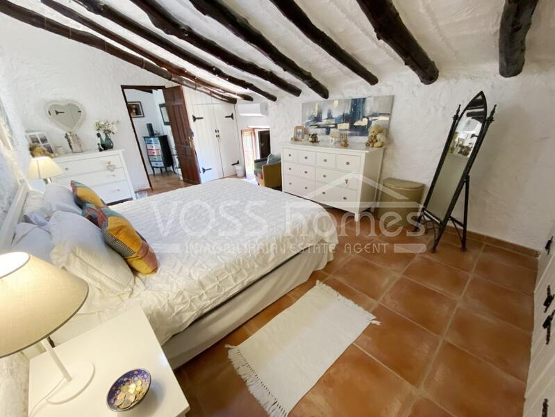 VH2404: Country House / Cortijo for Sale in Arboleas Area