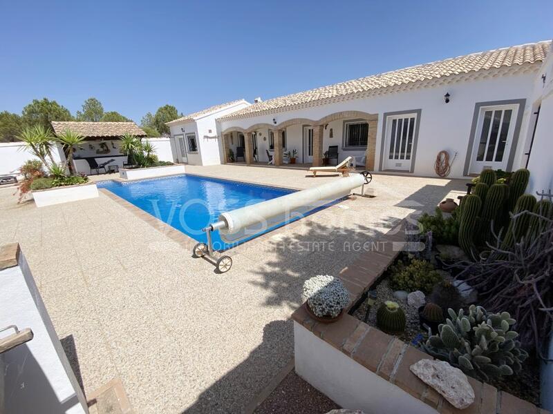 VH2419: Villa Espectacular, Villa for Sale in Velez-Rubio, Almería