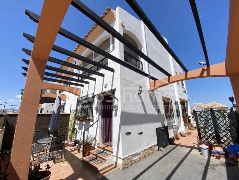 VH2420: Casa Llamedos, Duplex zu verkaufen im La Alfoquia, Almería