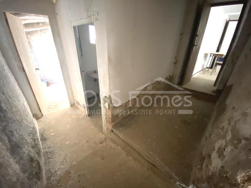 VH2422: Village / Town House for Sale in Taberno Area