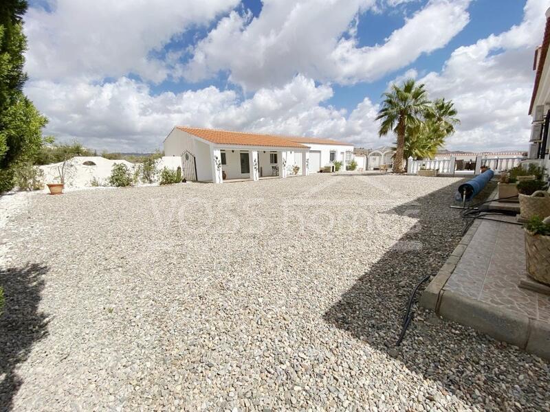 VH2430: Villa for Sale in Huércal-Overa Countryside