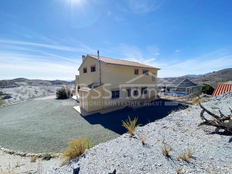 VH2435: Country House / Cortijo for Sale in Puerto Lumbreras Area