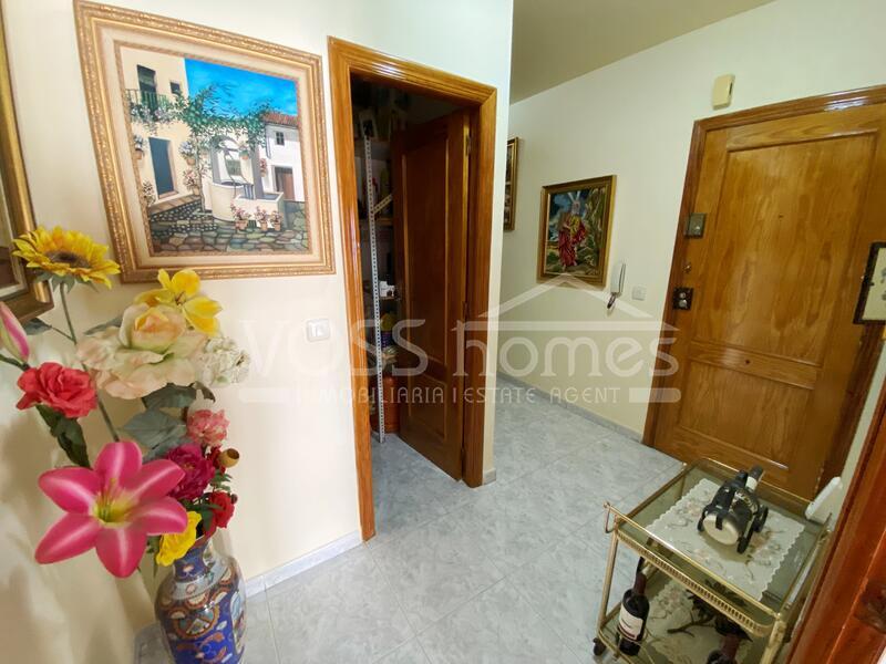 VH2441: Apartment for Sale in Huércal-Overa Town