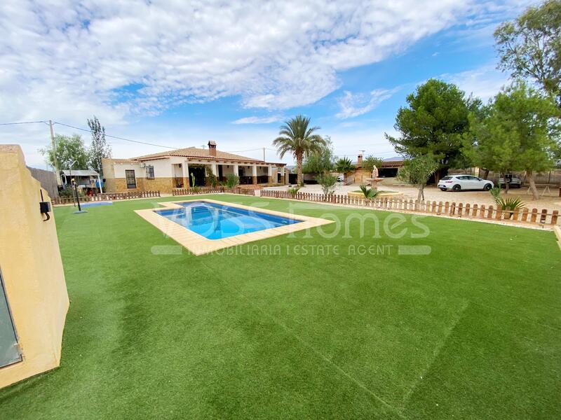 VH2445: Villa for Sale in Huércal-Overa Countryside