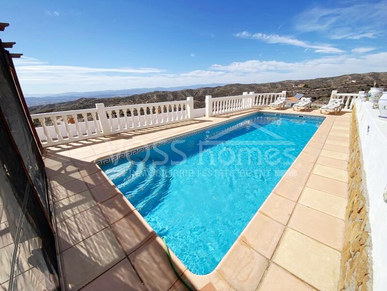 VH2447: Country House / Cortijo for Sale in Huércal-Overa Countryside