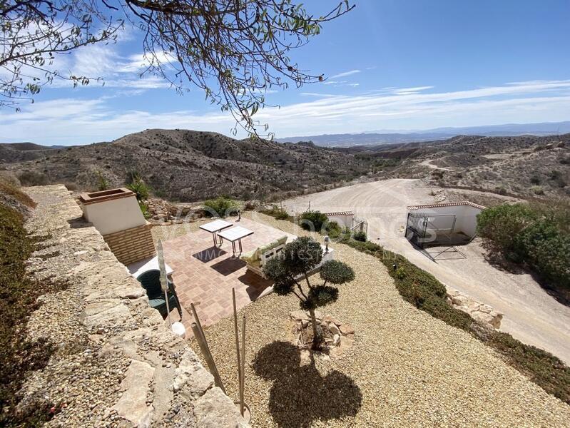 VH2447: Country House / Cortijo for Sale in Huércal-Overa Countryside