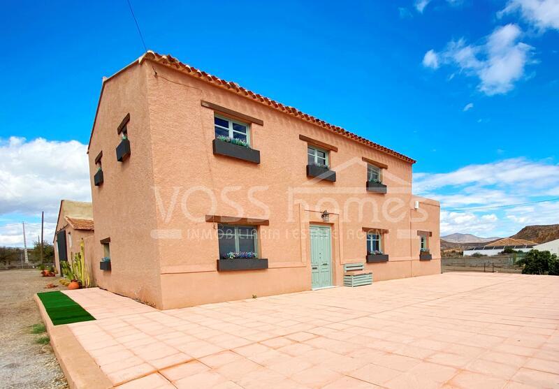 VH2449: Country House / Cortijo for Sale in Huércal-Overa Countryside