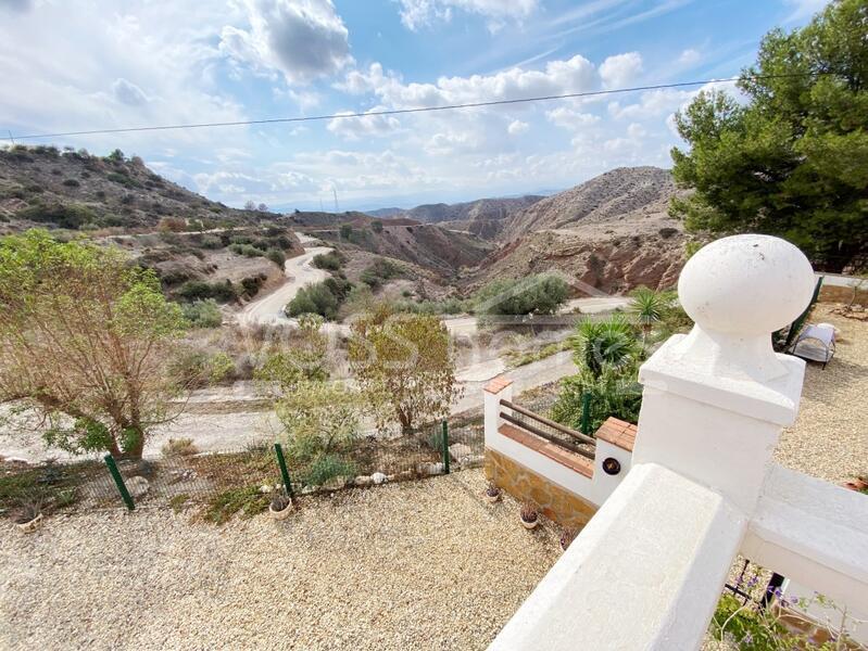 VH2450: Country House / Cortijo for Sale in Huércal-Overa Countryside