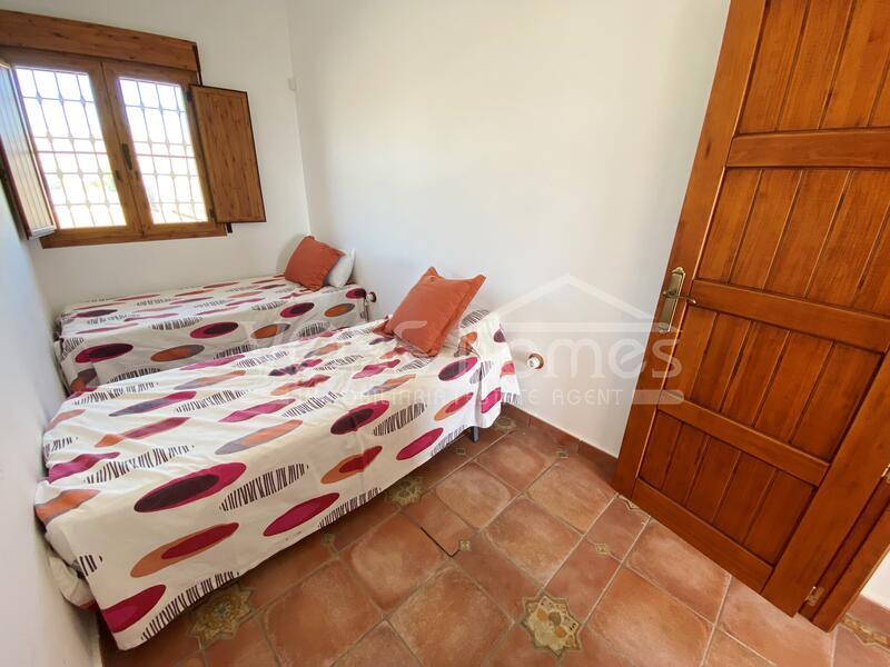 VH2458: Country House / Cortijo for Sale in Huércal-Overa Countryside