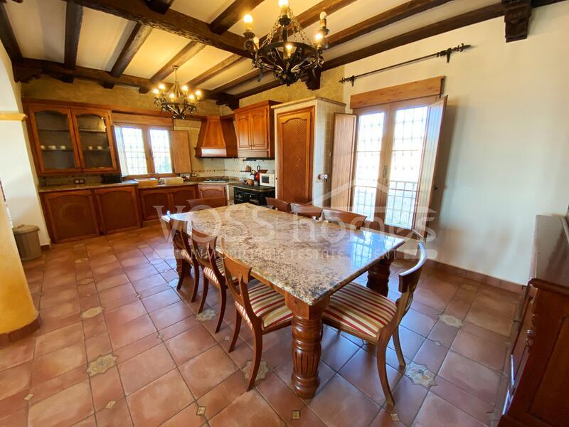 VH2458: Country House / Cortijo for Sale in Huércal-Overa Countryside