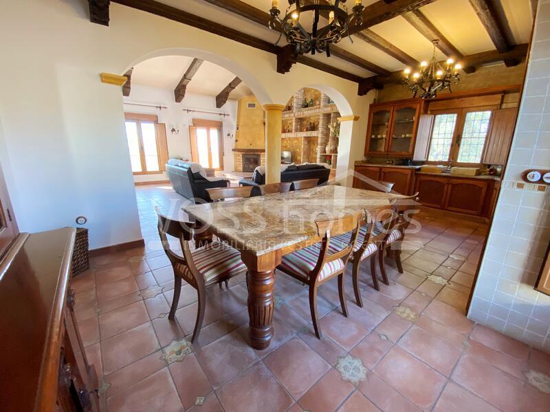 VH2458: Country House / Cortijo for Sale in Huércal-Overa Countryside