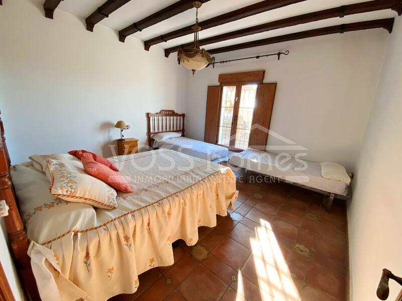 VH2458: Country House / Cortijo for Sale in Huércal-Overa Countryside