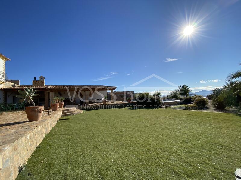 VH2458: Country House / Cortijo for Sale in Huércal-Overa Countryside