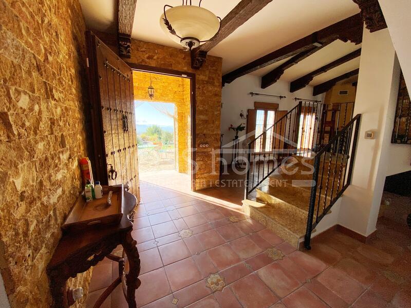 VH2458: Country House / Cortijo for Sale in Huércal-Overa Countryside